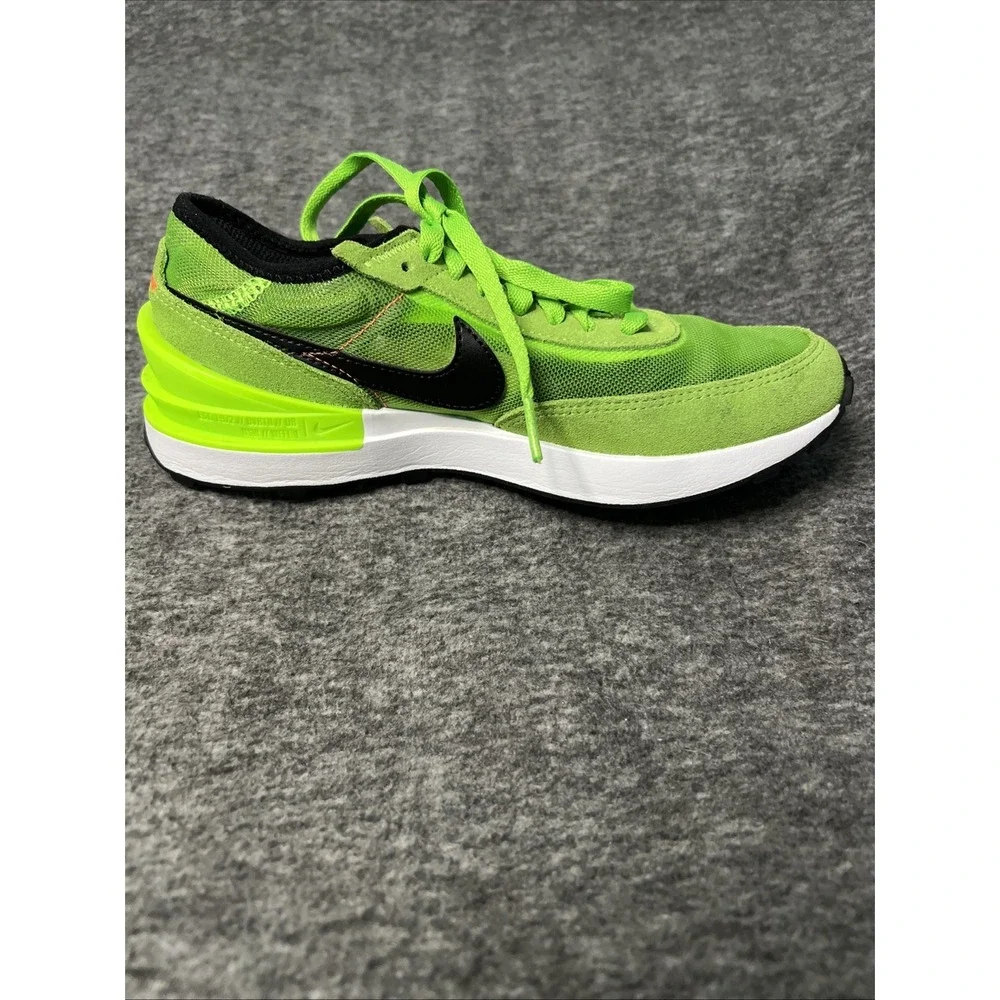 Nike Waffle One‎ Electric Green Shoes/Sneakers DC0481-300-  SZ 4Y Womens 5.5